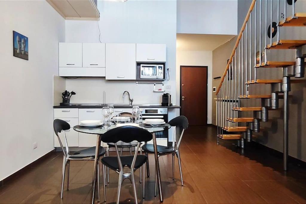 Dora Park-Porta Susa Private Parking&Netflix Apartment ตูริน ภายนอก รูปภาพ